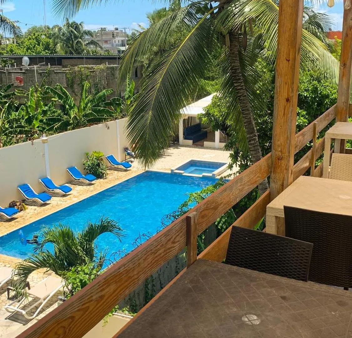 Apartahotel Dona Reyna Alojamientos En Santo Domingo A 5 Min De Aeropuerto Internacional Las Americas El Higo 0*,  République dominicaine
