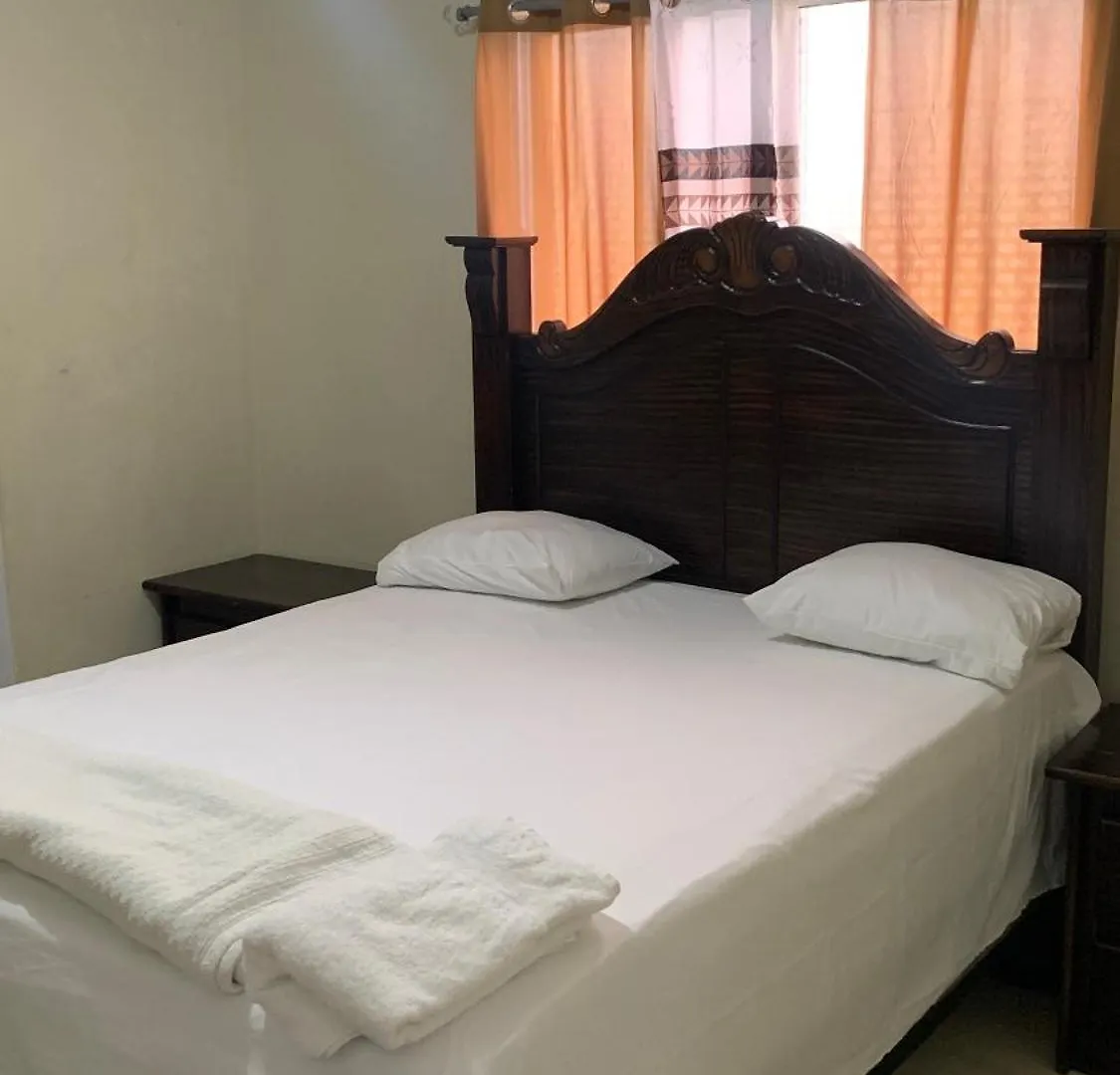 Apartahotel Dona Reyna Alojamientos En Santo Domingo A 5 Min De Aeropuerto Internacional Las Americas El Higo Dominicaanse Republiek