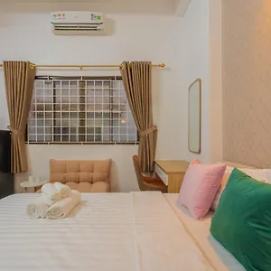 ** Hotel Kansas & - Notre Dame Vietnam